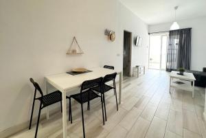 Cotillo Sol en el centro del Cotillo, 1 minuto de la playa, 2 habitaciones, terraza y WIFI