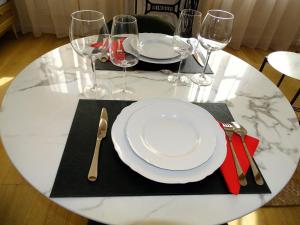 AUGUSTINS FOUNTAIN Studio Cosy AIX Centre Historique à 3 minutes de COURS MIRABEAU -WIFI-SMART TV-RUE CALME