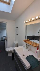 "Maison verte" - terrasse - parking - 10min du métro