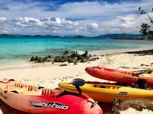 Sapphire del Mar B-106 Ocean Front Beach Level - Cruz Bay