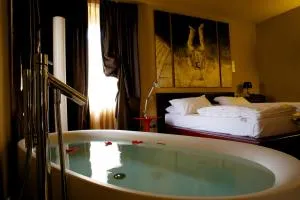 大玛兰托库奇纳住宿加早餐旅馆 - 圣博尼法乔