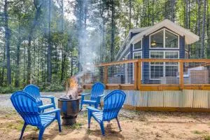 Tree-Lined Cabin with Grill in Penrose! - Little River