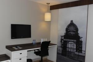 Hotel Plaza Revolución