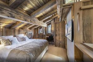 Chalets Courchevel luxury chalet in exclusive ski resorts : Chalet