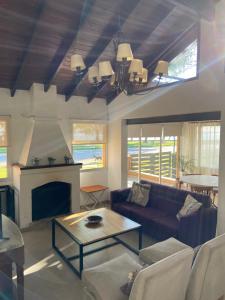 Casa Chalet "La Roja" -vista a la laguna!!!-