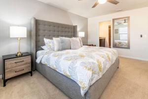 The Haven - Newly Remodeled Luxury Townhome