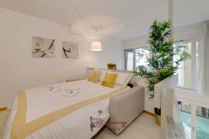 Soleil 5 Apt with Green Terrace in Lugano Center -By EasyLife Swiss