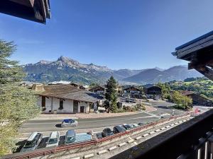Superbe 3 Pièces avec Balcons en Plein Cœur de Combloux - Parking, Wifi, Lave-linge - FR-1-560-106