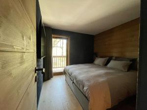 Méribel Mottaret - Appartement 3 chambres, 6 pers, parking, terrasse, skis aux pieds - FR-1-613-105