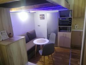 Центр, Галицький район, Площа Ринок, Оперний театр, вулиця Котлярська 5