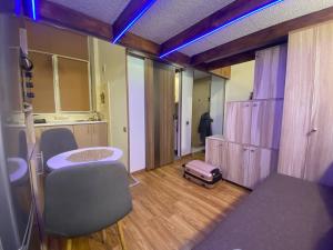 Центр, Галицький район, Площа Ринок, Оперний театр, вулиця Котлярська 5