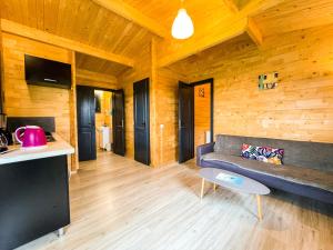 Campings chalet nature sur la vallee de la Truyere : photos des chambres