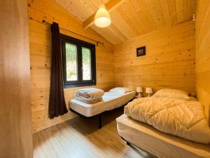 Campings chalet nature sur la vallee de la Truyere : Chalet