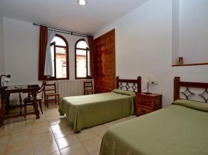 Double Twin room in Monasterio El Olivar