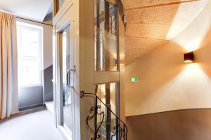 Family Two Bedroom Apartment - Mont Blanc View with Balcony room in Le Génépy - Appart'hôtel de Charme