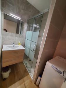 Maisons de vacances Le Salvador - maisonnette pour 4 : photos des chambres