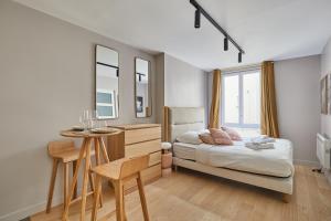 Studio Tour Eiffel by Studio prestige