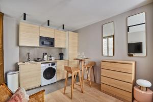 Studio Tour Eiffel by Studio prestige