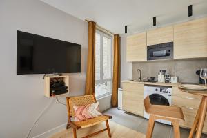 Studio Tour Eiffel by Studio prestige