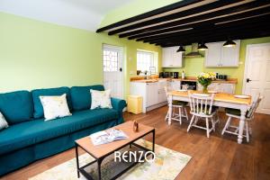 Homely 1-bed Cottage in Stoke Bardolph, Nottingham by Renzo, Stunning Countryside Location!