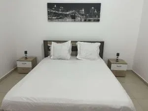 LYS APPART, à 2 min à pied de l'aéroport - Dzaoudzi