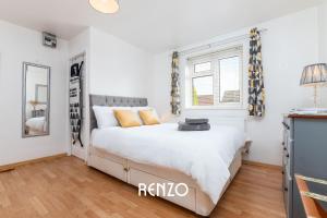 Bright and Warm 1-bed Annexe in West Bridgford, Nottingham by Renzo, Free Driveway Parking!