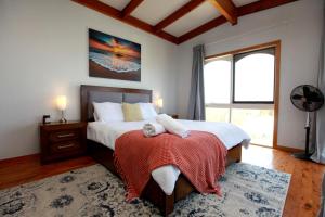 Tequila Sunset Beachfront Family Holiday Home, Bass Coast