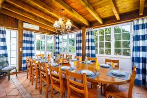 7 Bedroom Private Villa Tenazinha II, with pool