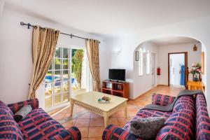 7 Bedroom Private Villa Tenazinha II, with pool