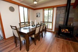 Tequila Sunset Beachfront Family Holiday Home, Bass Coast