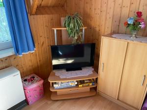 Apartment Old Hüsung - MUZ328 by Interhome