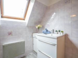 Maisons de vacances Holiday Home Pors Ar Goff by Interhome : photos des chambres