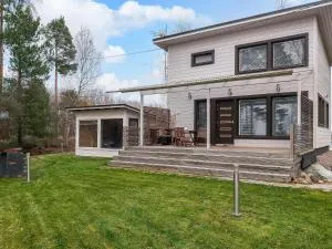 Holiday Home Tyrsky by Interhome - Punkalaidun