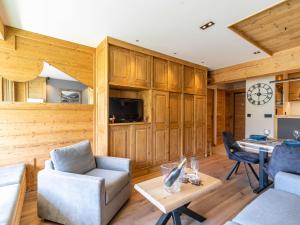 Apartment Les Cimes - Le Lac by Interhome