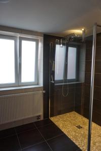 Appartements L'Aubach - appartement spacieux - au pied du vignoble - parking gratuit : photos des chambres