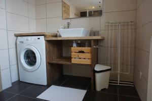 Appartements L'Aubach - appartement spacieux - au pied du vignoble - parking gratuit : photos des chambres
