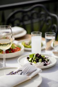 Marlo Ayvalık 12 Plus Adult Only