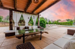 YourHouse Can Rosillo Villa