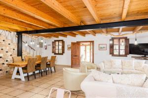 YourHouse Can Rosillo Villa