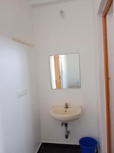 Hotel Everest Residency