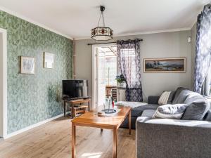 Holiday Home Hultet by Interhome