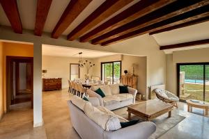 Villas Superbe Villa avec piscine : photos des chambres