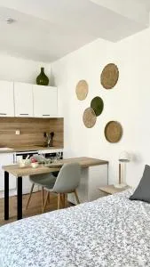 Chez Clément et Mathilde - Studio hyper centre tout équipé - Millonfosse