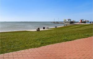 2 Bedroom Lovely Apartment In Dagebüll