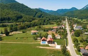 3 Bedroom Nice Home In Brusane - Kaniža