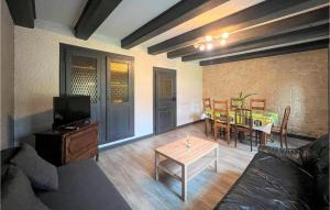 Amazing Home In Walscheid With Kitchen