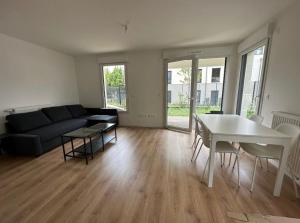 Appartements Appartement Romainville Vincennes 4pers + Jardin : photos des chambres