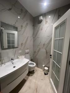 Cane Apartment Emerald