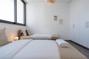 Taupe’s 2-Bedroom Apartment in Larnaca