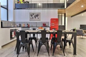 Appartements LOFT / POP - Billard - Parking : photos des chambres